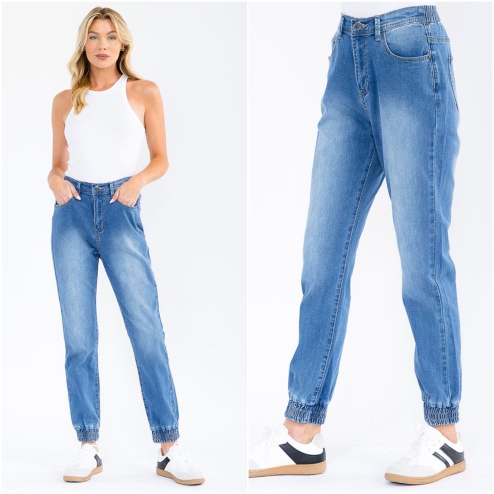 Women’s Light Blue Boyfriend Jeans with Elastic Hem